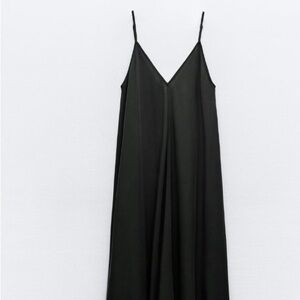 Zara Flowy Voluminous Dress, XS, BLACK color, NWT